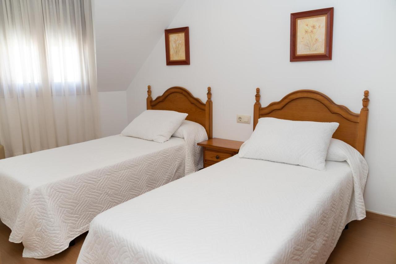 Apartamentos A Laxe Эль-Грове Экстерьер фото